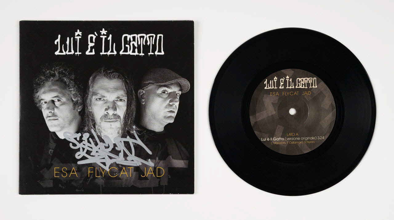 Flycat ; KayOne pochette de disque Lui è il gatto Lombardie, Italie 2017 2020.28.2.1-2 Photo Mucem / Marianne Kuhn