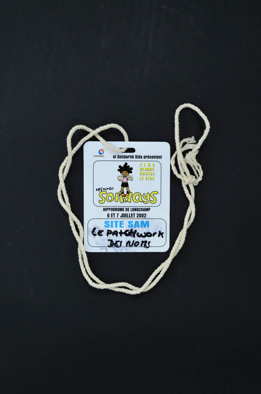Solidarité Sida badge Festival Solidays Île-de-France, France 2002/7/6 2002.126.186 Photo Mucem