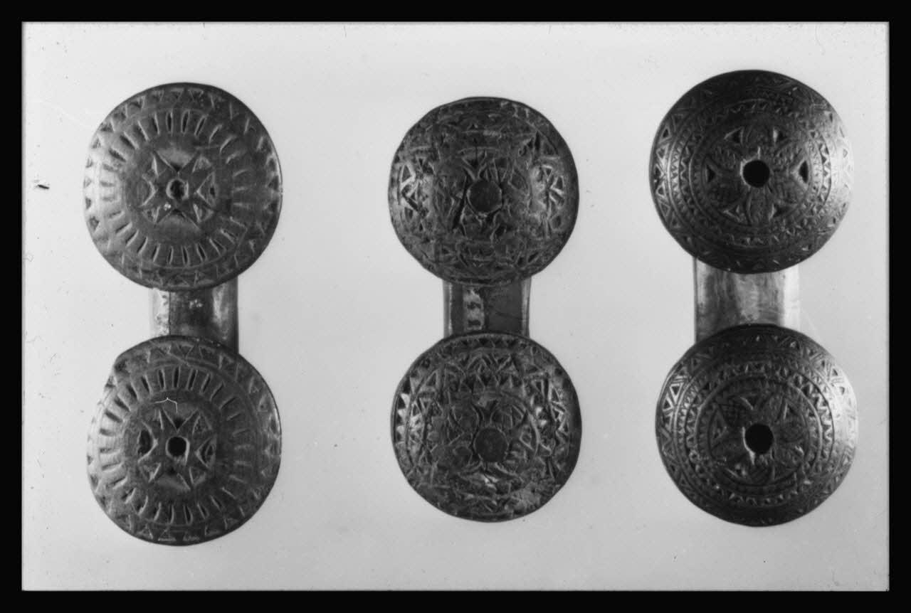 Pierre Soulier photographie MNATP. Exposition. Trésors d’art populaire dans les pays de France (11 mai 1956 - 24 septembre 1956) Ile-de-France, France 1956/3/1 Ph.1956.12.341 Photo