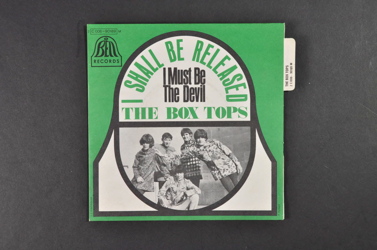 pochette de disque I must be the devil 2001.69.16.1469 Photo Mucem