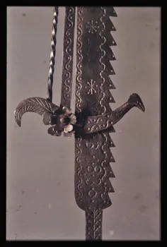 Jean-Dominique Lajoux photographie Crémaillère. Provenant de France et datée de 1830 Ile-de-France, France 1968 Ph.1968.108.25  Photo