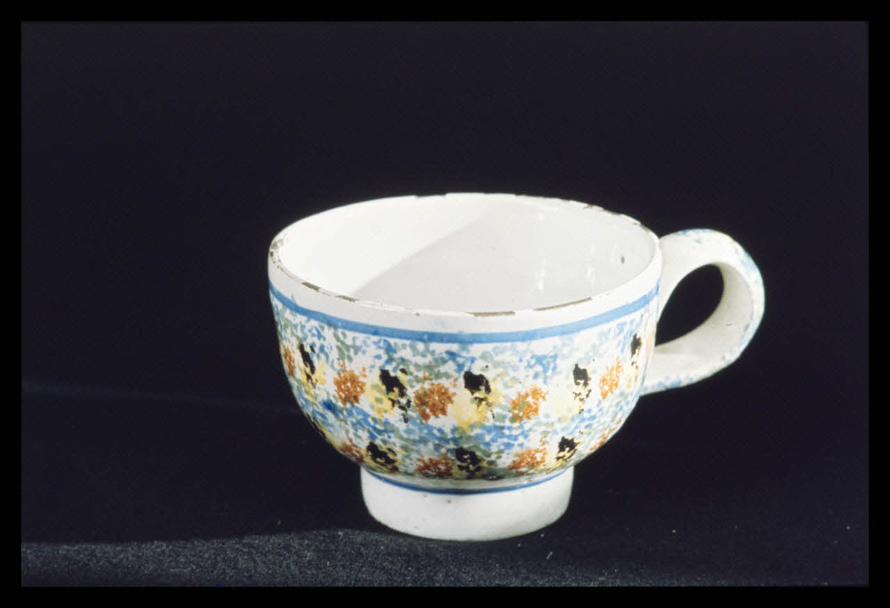 Jean-Dominique Lajoux photographie Bol à cidre Ile-de-France, France 1968/12/1 Ph.1968.110.105 Photo