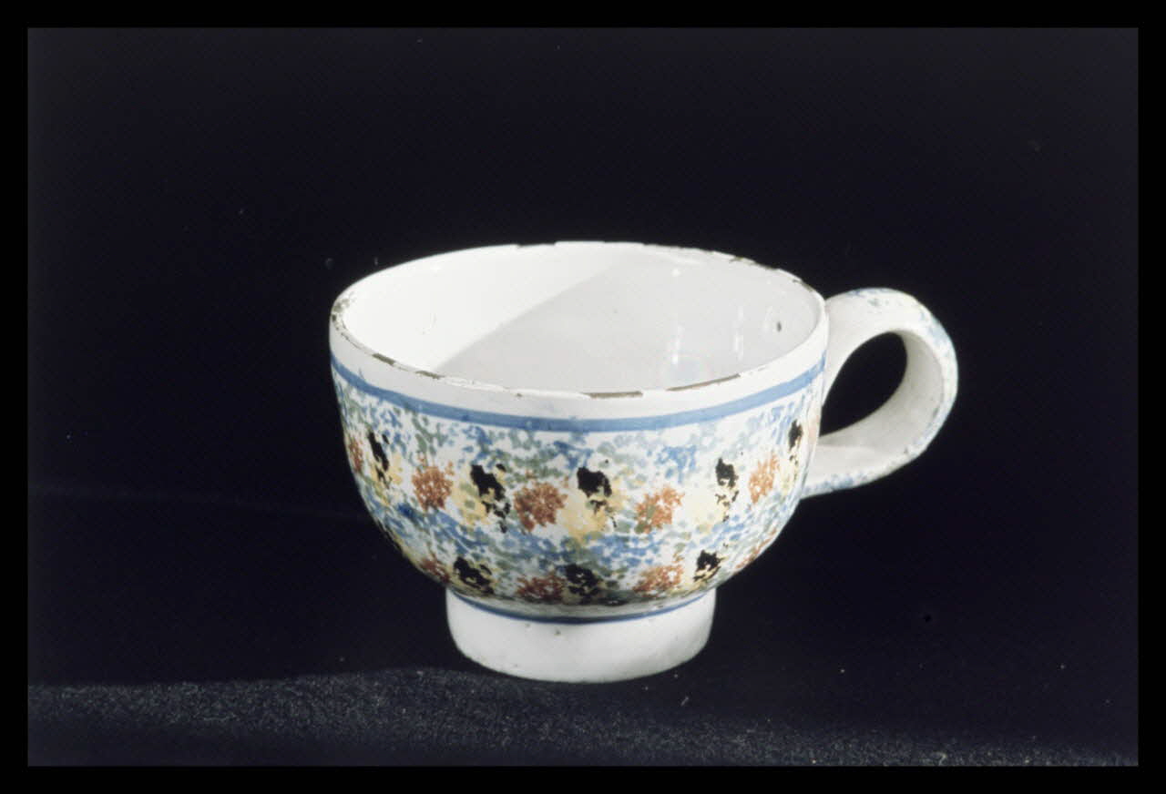 Jean-Dominique Lajoux photographie Bol à cidre Ile-de-France, France 1968/12/1 Ph.1968.110.106 Photo