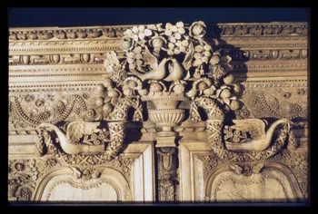Jean-Dominique Lajoux photographie Détail d'une armoire normande Ile-de-France, France 1968/12/1 Ph.1968.110.133 Photo