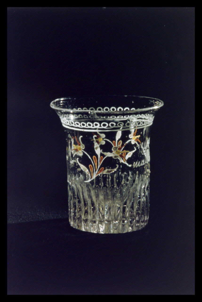 Jean-Dominique Lajoux photographie Verre gravé Ile-de-France, France 1968/12/1 Ph.1968.110.40 Photo