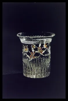Jean-Dominique Lajoux photographie Verre gravé Ile-de-France, France 1968/12/1 Ph.1968.110.40  Photo