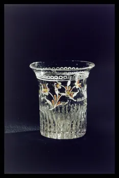 Jean-Dominique Lajoux photographie Verre gravé Ile-de-France, France 1968/12/1 Ph.1968.110.41  Photo