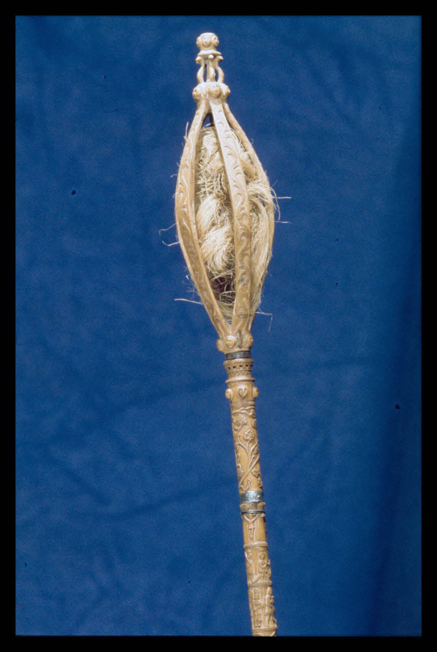Jean-Dominique Lajoux photographie Fuseau en bois sculpté Ile-de-France, France 1968/12/1 Ph.1968.110.77 Photo