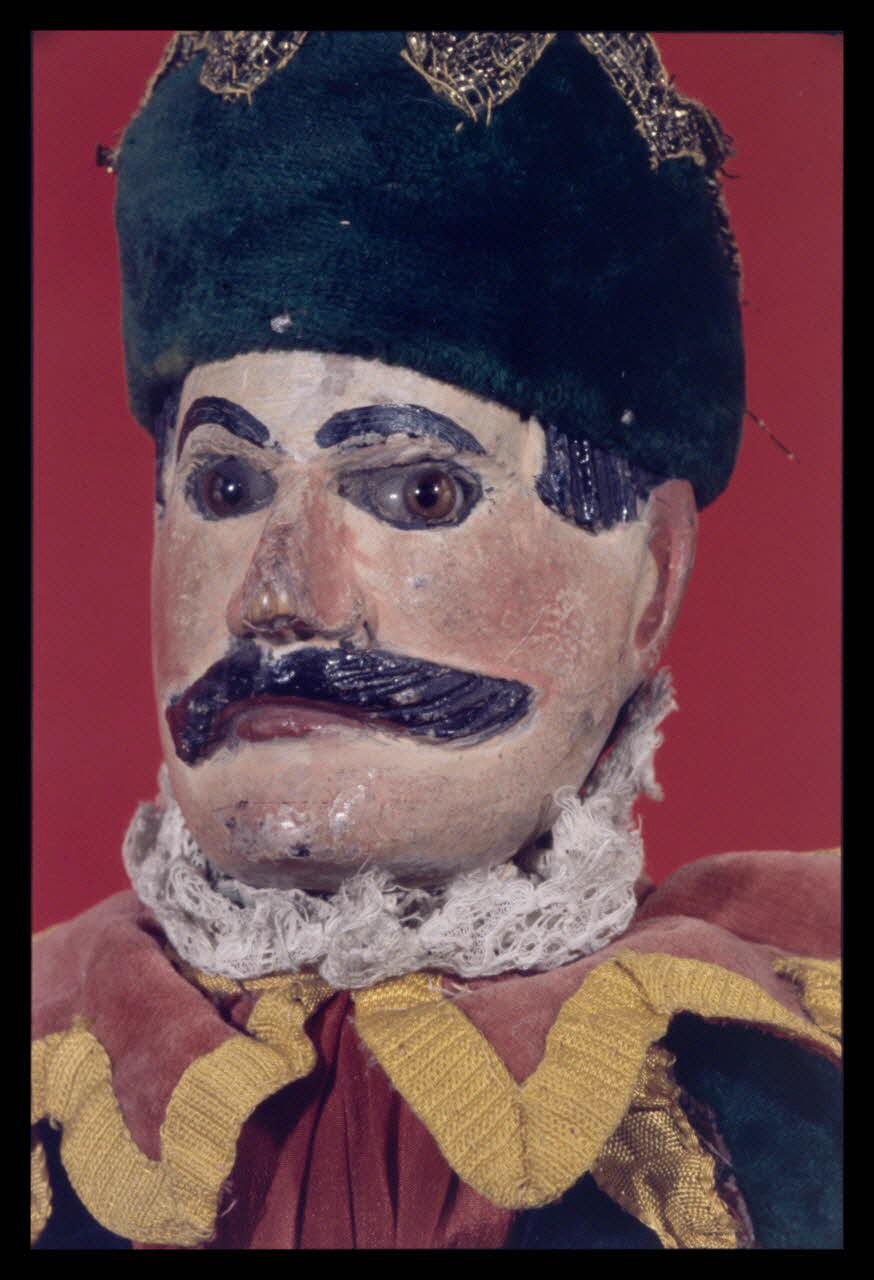 Alain Guey photographie Pluton. Marionnette à gaine du Square des Batignolles (Paris, Eden Bédé) (détail) Ile-de-France, France 1969/11/1 Ph.1969.12.388 Photo