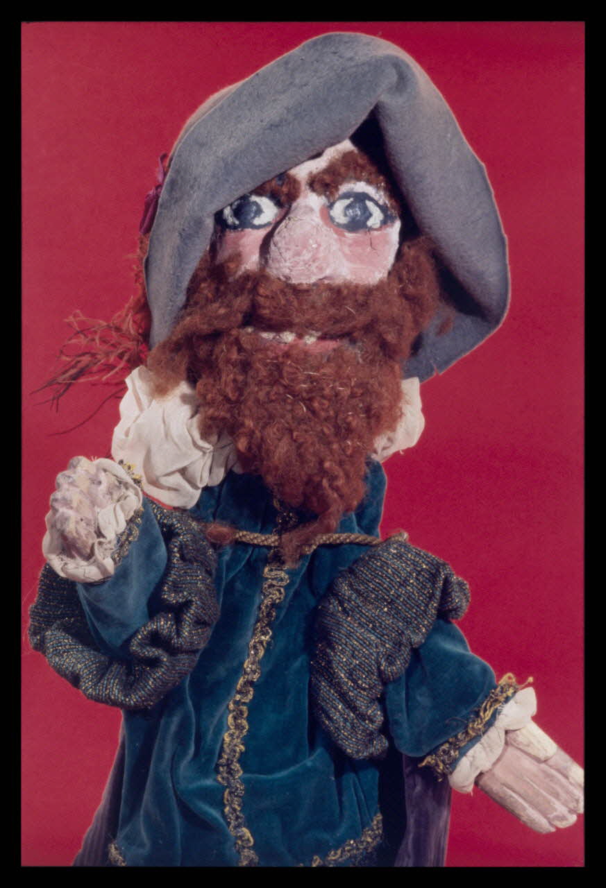 Alain Guey photographie Ogre. Marionnette à gaine. "Guignol Mourguet" (Lyon) (détail de la tête) Ile-de-France, France 1969/11/1 Ph.1969.12.466 Photo