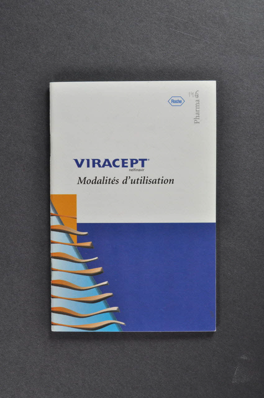 Laboratoire Roche livret "Viracept. Modalités d'utilisation". France 1999/3/12 2002.126.55 Photo Mucem