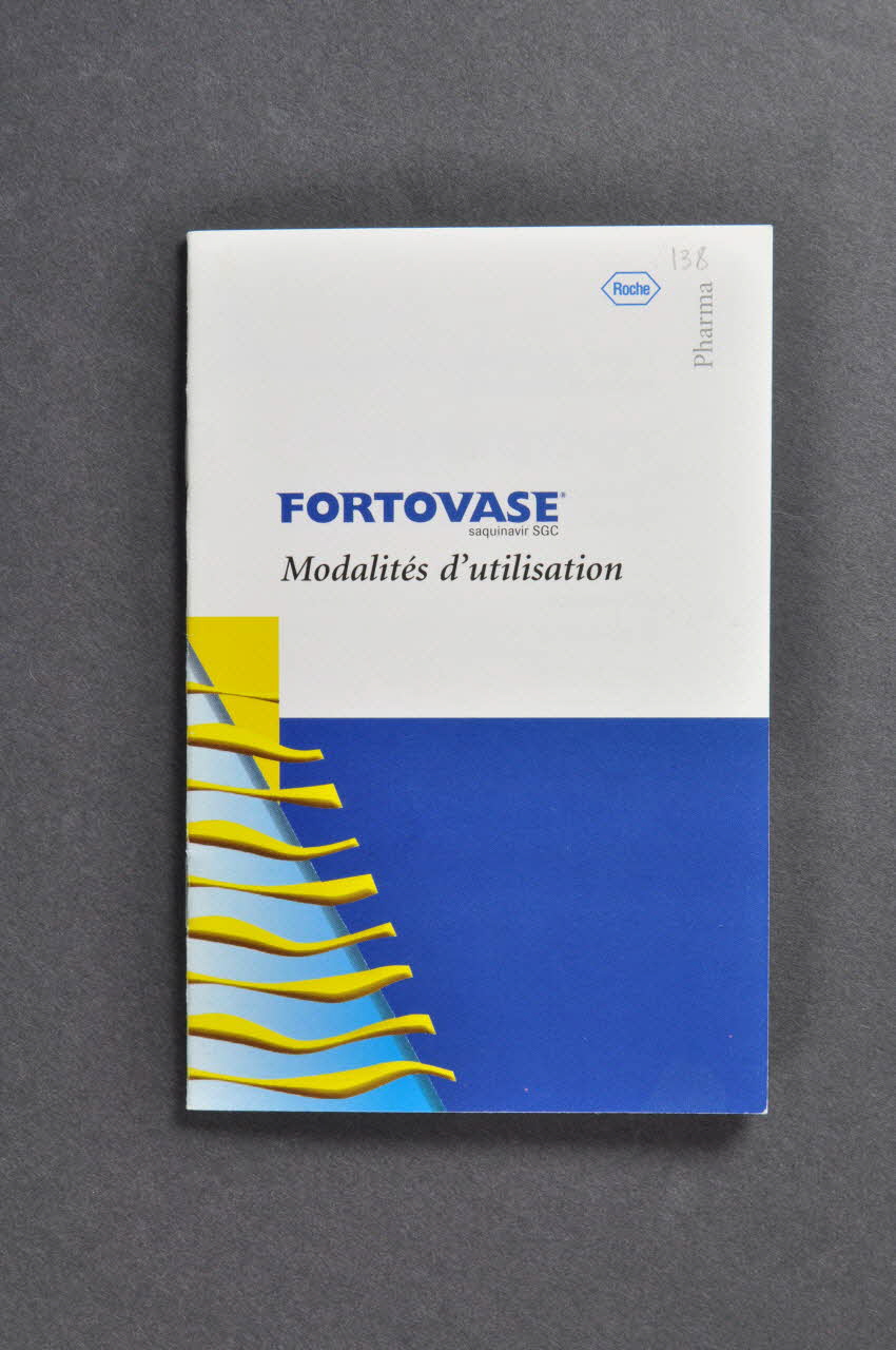 Laboratoire Roche notice Fortovase" saquinavir. Modalités d'utilisation. France 1999 2002.126.70 Photo Mucem