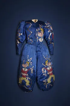 Gérard Vicaire costume de clown Île-de-France, France 1970 2002.3.1 Photo Mucem / Marianne Kuhn