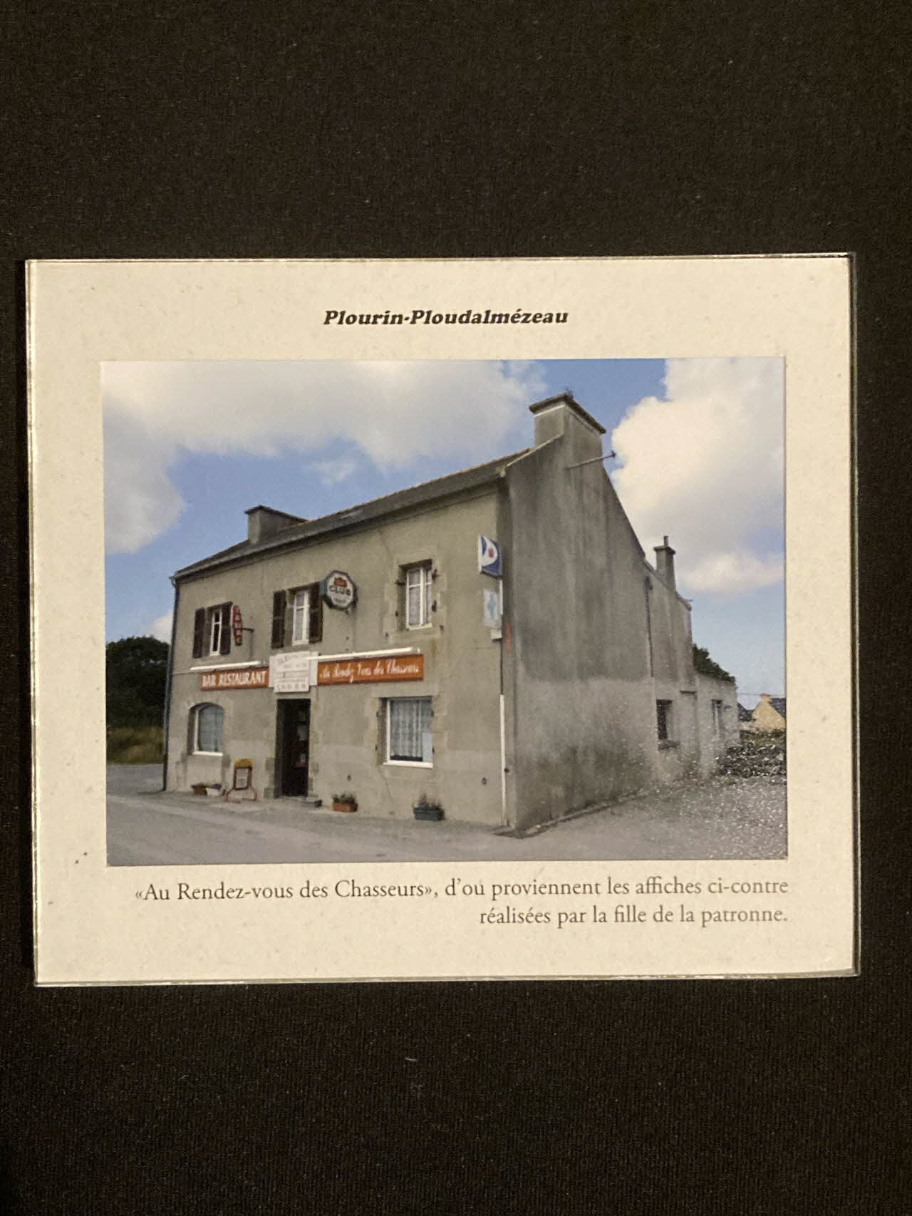 Pierre Fisher ; Justin Meekel élément de l'installation Verdure Tour : De la France mystérieuse Bretagne, France 2009/7/8-2009/8/13 2020.44.1.18 Photo Mucem