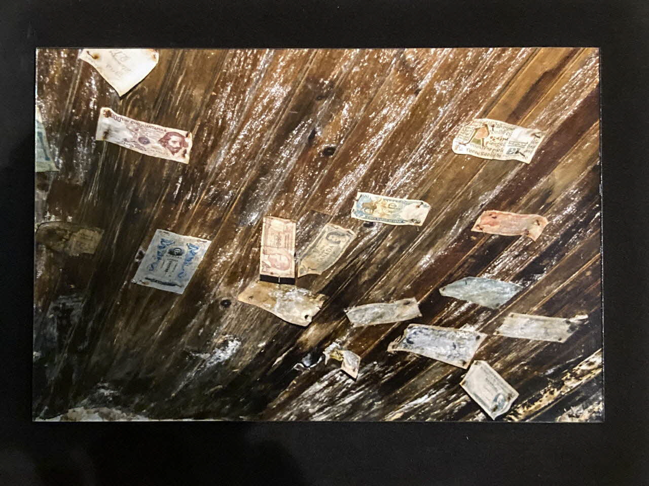 Pierre Fisher ; Justin Meekel élément de l'installation Verdure Tour : De la France mystérieuse Bretagne, France 2009/7/8-2009/8/13 2020.44.1.27 Photo Mucem