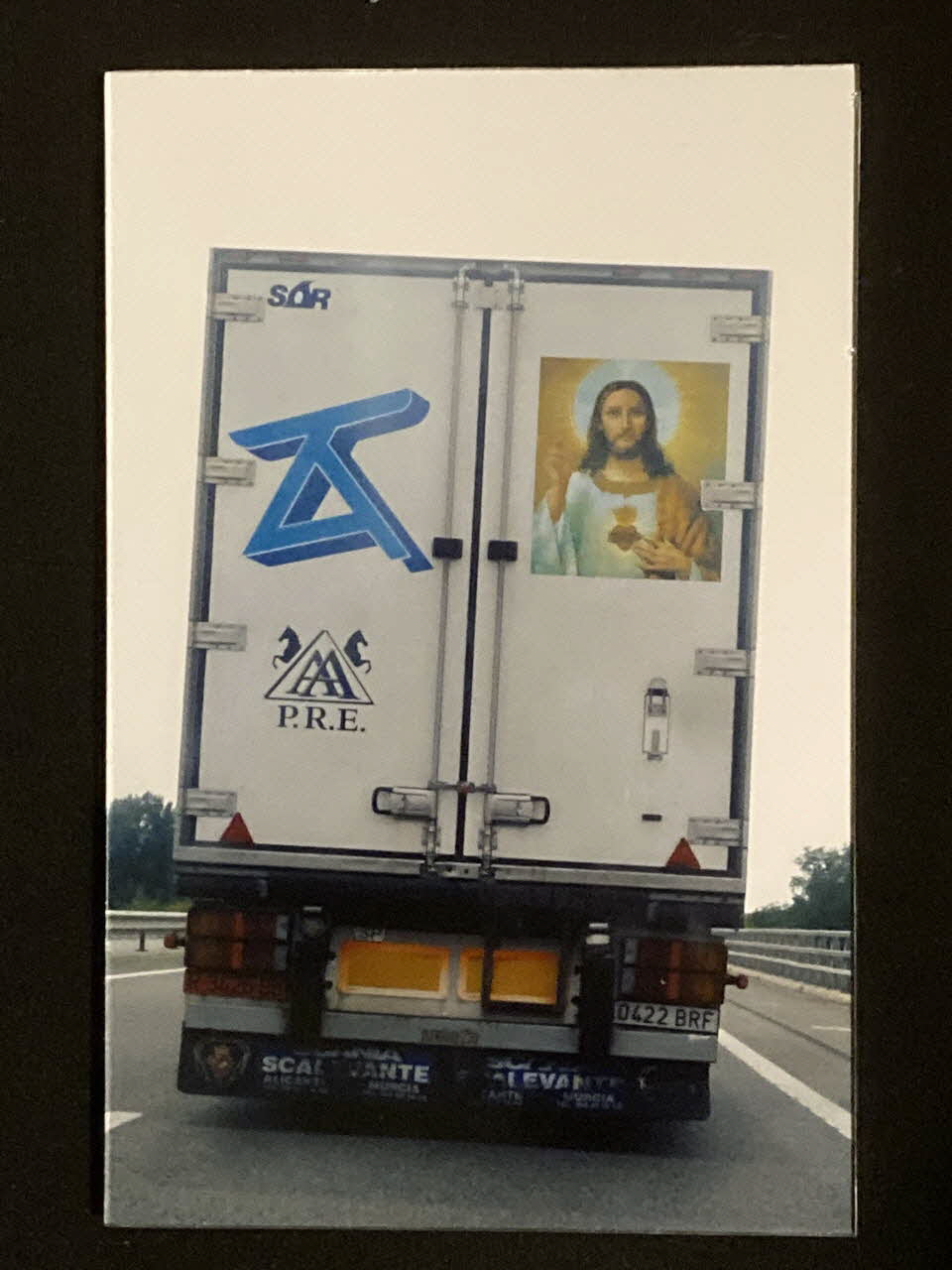 Pierre Fisher ; Justin Meekel élément de l'installation Verdure Tour : De la France mystérieuse Languedoc-Roussillon, France 2009/7/8-2009/8/13 2020.44.1.57 Photo Mucem