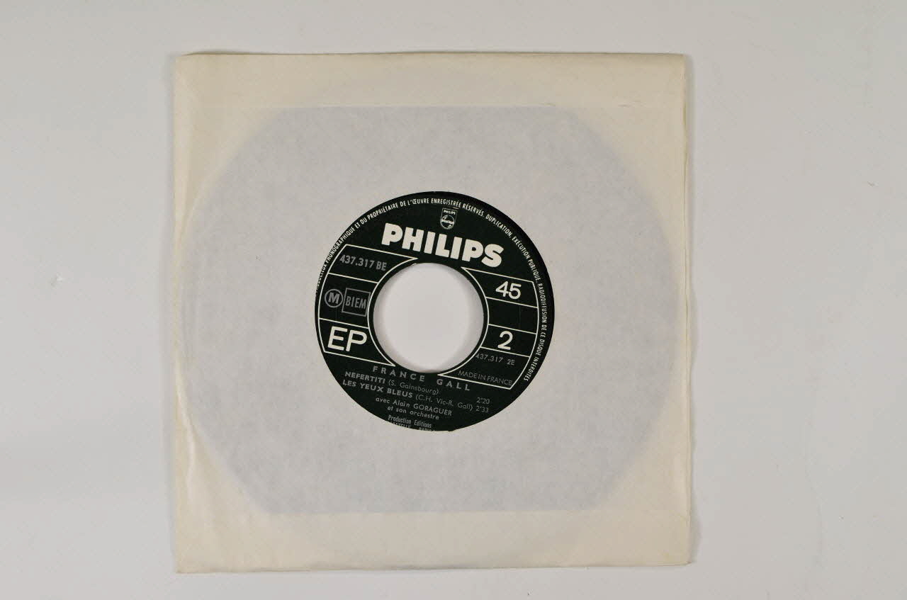 disque 45 tours Un sacré menteur 2001.69.16.1532.1-2 Photo Mucem