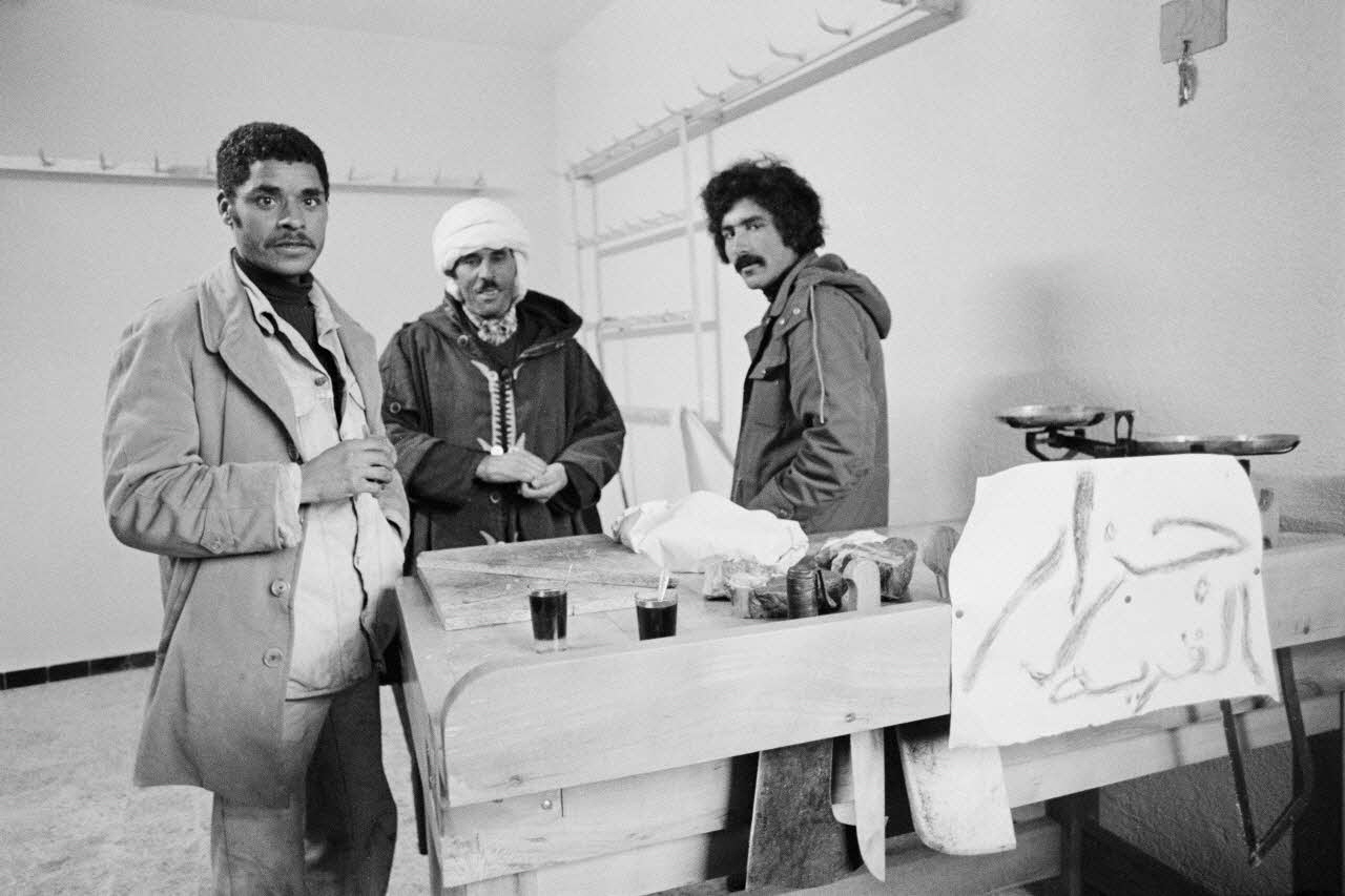 Alain Leloup ; Studio AZA tirage photographique Vieux village Provence-Alpes-Côte d’Azur, Algérie 1979 2021.1.28 Photo Collection Mucem  Alain Leloup
