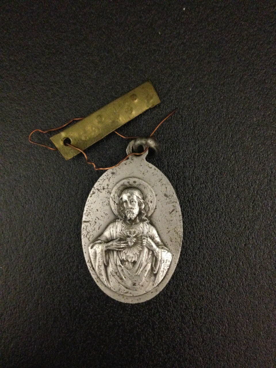 J. B. médaille de dévotion France 1893 1967.84.1 Photo Mucem