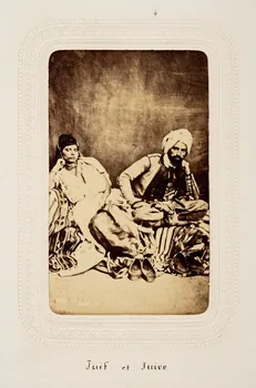 Félix J. Moulin tirage photographique Juif et Juive Algérie 1860-1870 2020.41.1.23 Photo Mucem / Marianne Kuhn