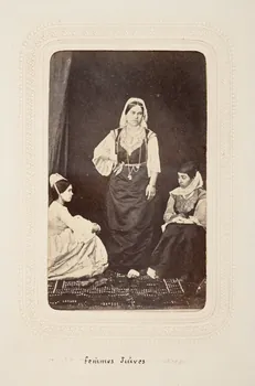 Félix J. Moulin tirage photographique Femmes juives Algérie 1860-1870 2020.41.1.26 Photo Mucem / Marianne Kuhn