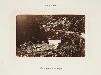 Félix J. Moulin tirage photographique Algérie. Barrage de la Chiffa Algérie 1860-1870 2020.41.1.66 Photo Mucem / Marianne Kuhn