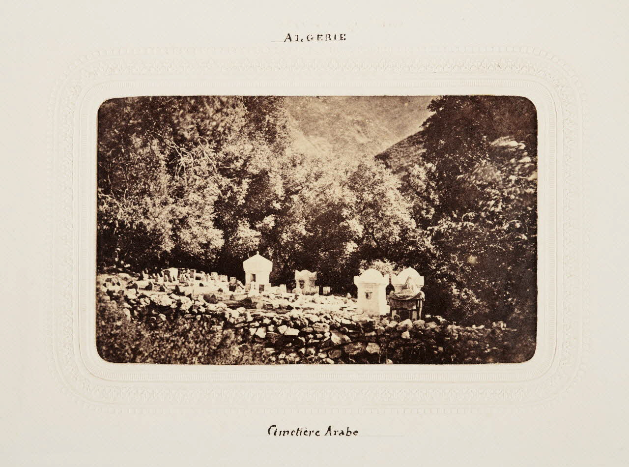 Félix J. Moulin tirage photographique Algérie. Cimetière arabe Algérie 1860-1870 2020.41.1.71 Photo Mucem / Marianne Kuhn