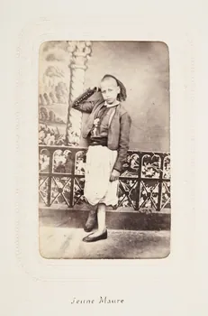 Dubos Frères et Marest tirage photographique Jeune Maure Algérie 1860-1870 2020.41.1.8 Photo Mucem / Marianne Kuhn