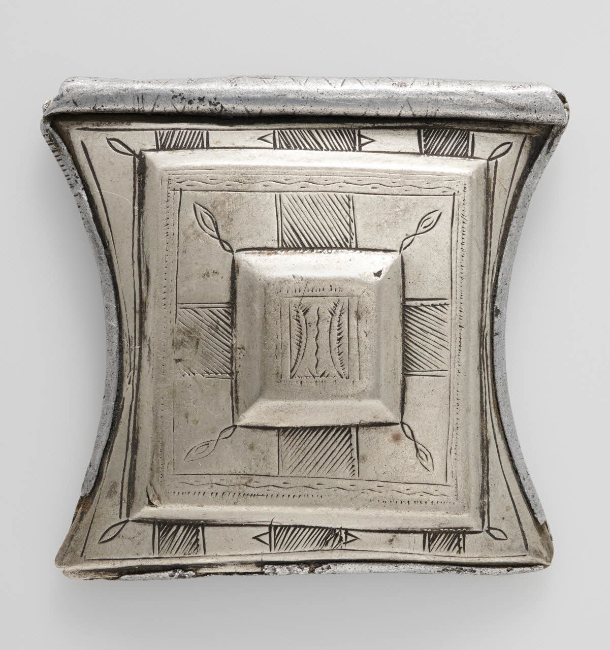 pendentif tshérot (Niger) ou terewt (Ahaggaar, Algérie) 2016.51.44 Photo Mucem / Marianne Kuhn