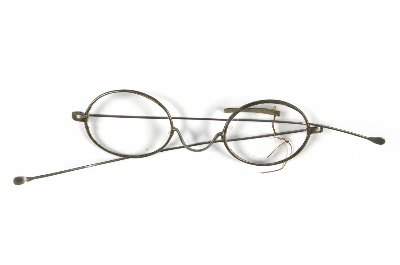 paire de lunettes 1973.54.16 Photo Mucem/Virginie Louis