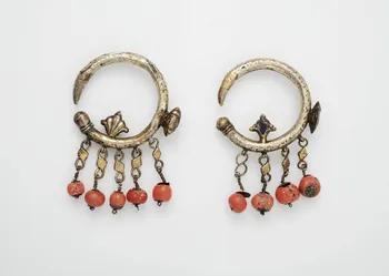 pendant d'oreille 2017.23.139.1-2 Photo Mucem / Marianne Kuhn