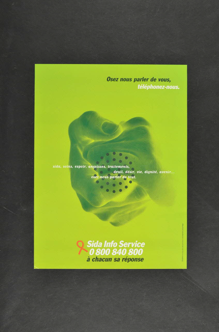 Sida Info Service - Ligne Azur affiche "Osez nous parler de vous, téléphonez nous." France 1997 2002.127.146.2 Photo Mucem