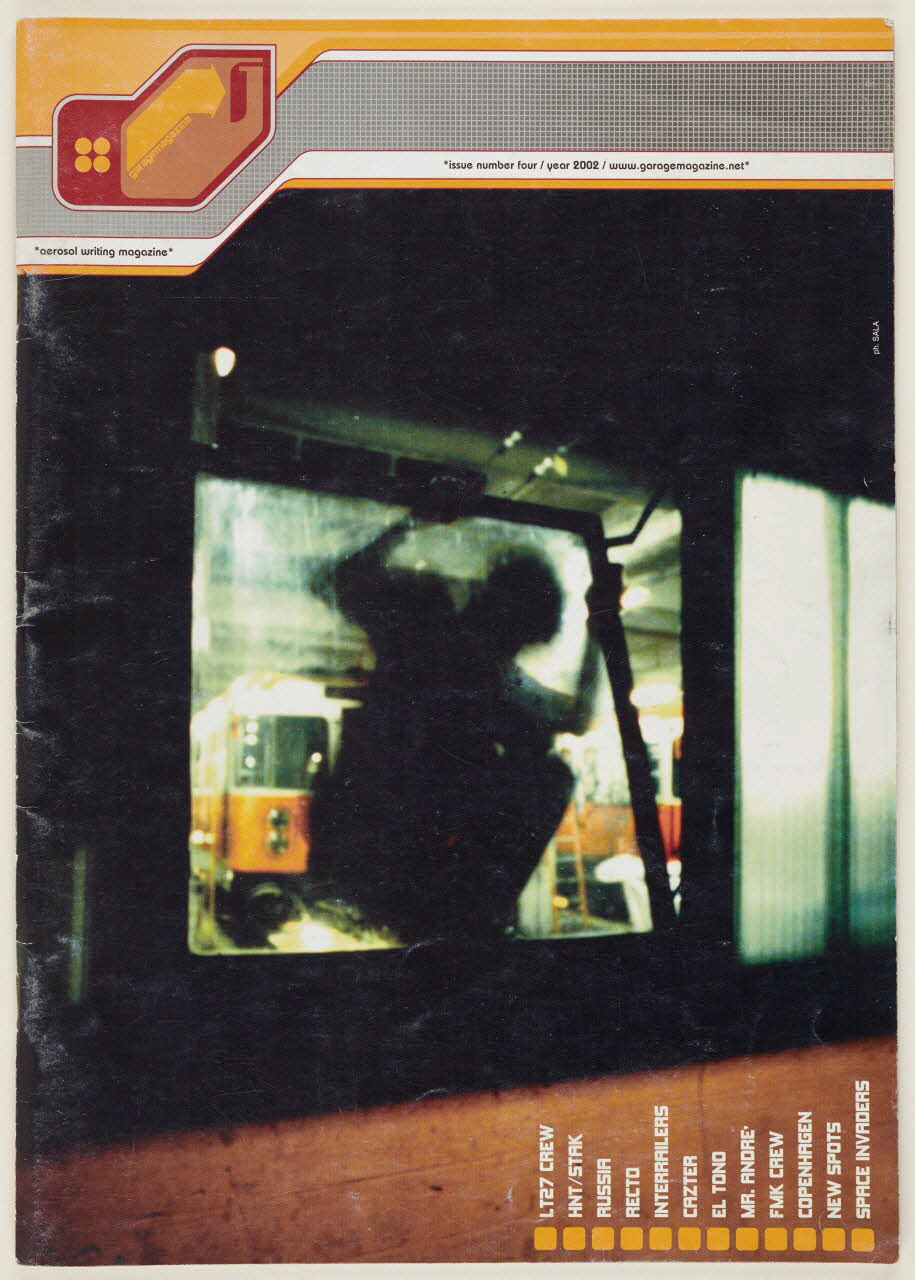 magazine Garage Magazine n°4 Italie 2002 2021.6.1.1 Photo Mucem / Marianne Kuhn