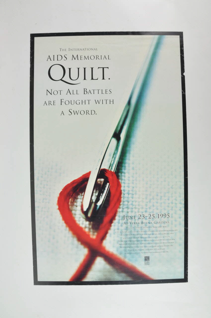 The Names Project Usa affiche "The International AIDS Memorial Quilt / Not all battles are fought with a sword" (Toutes les batailles ne se gagnent pas avec une épée) San Francisco(Etats-Unis) 1995 2002.127.256 Photo Mucem