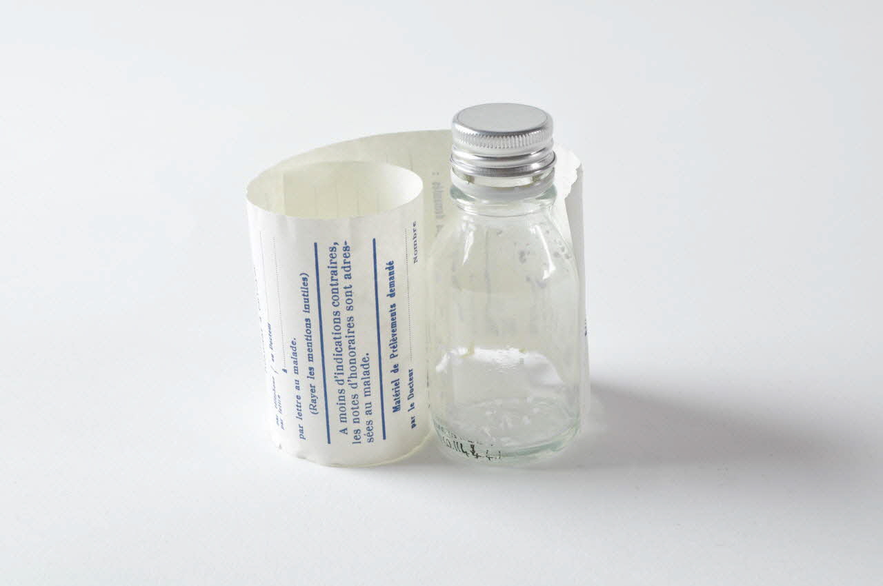 FLACON A PHARMACIE 1980 2000.60.1144.4.1-2 Photo Mucem