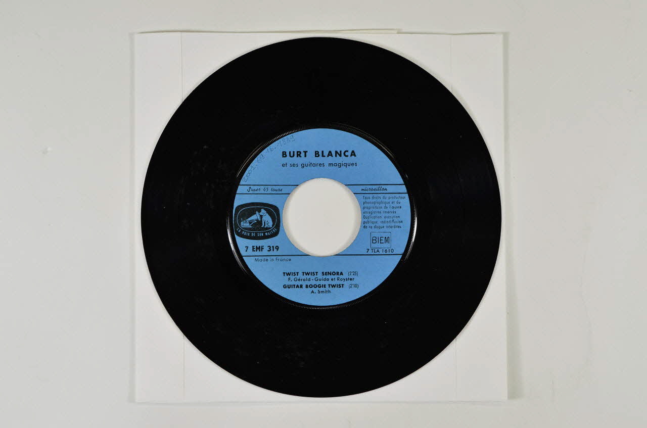 disque 45 tours Ohe la fille 2001.69.16.1839 Photo Mucem