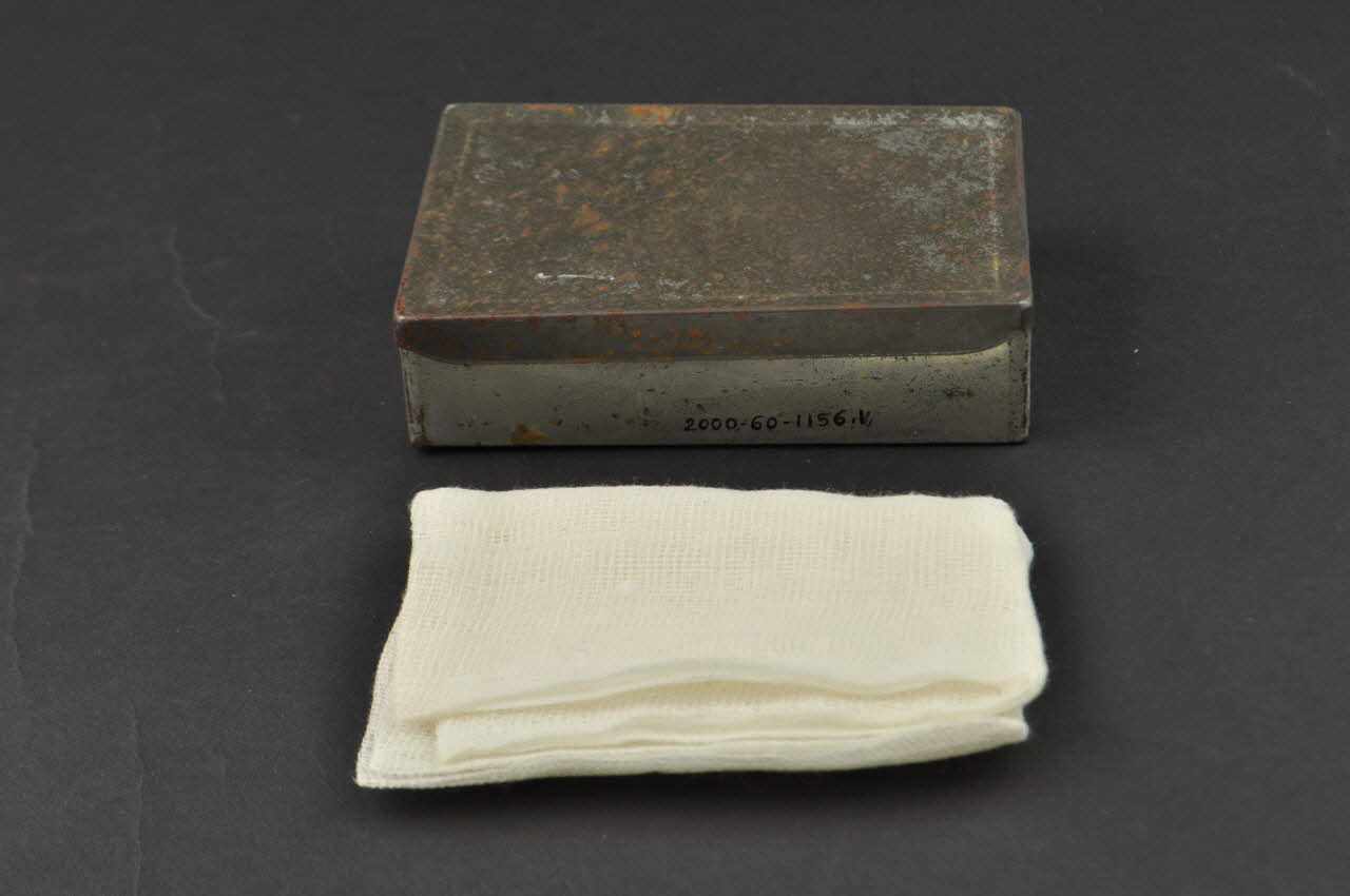 COMPRESSE 1960 2000.60.1156.3 Photo Mucem