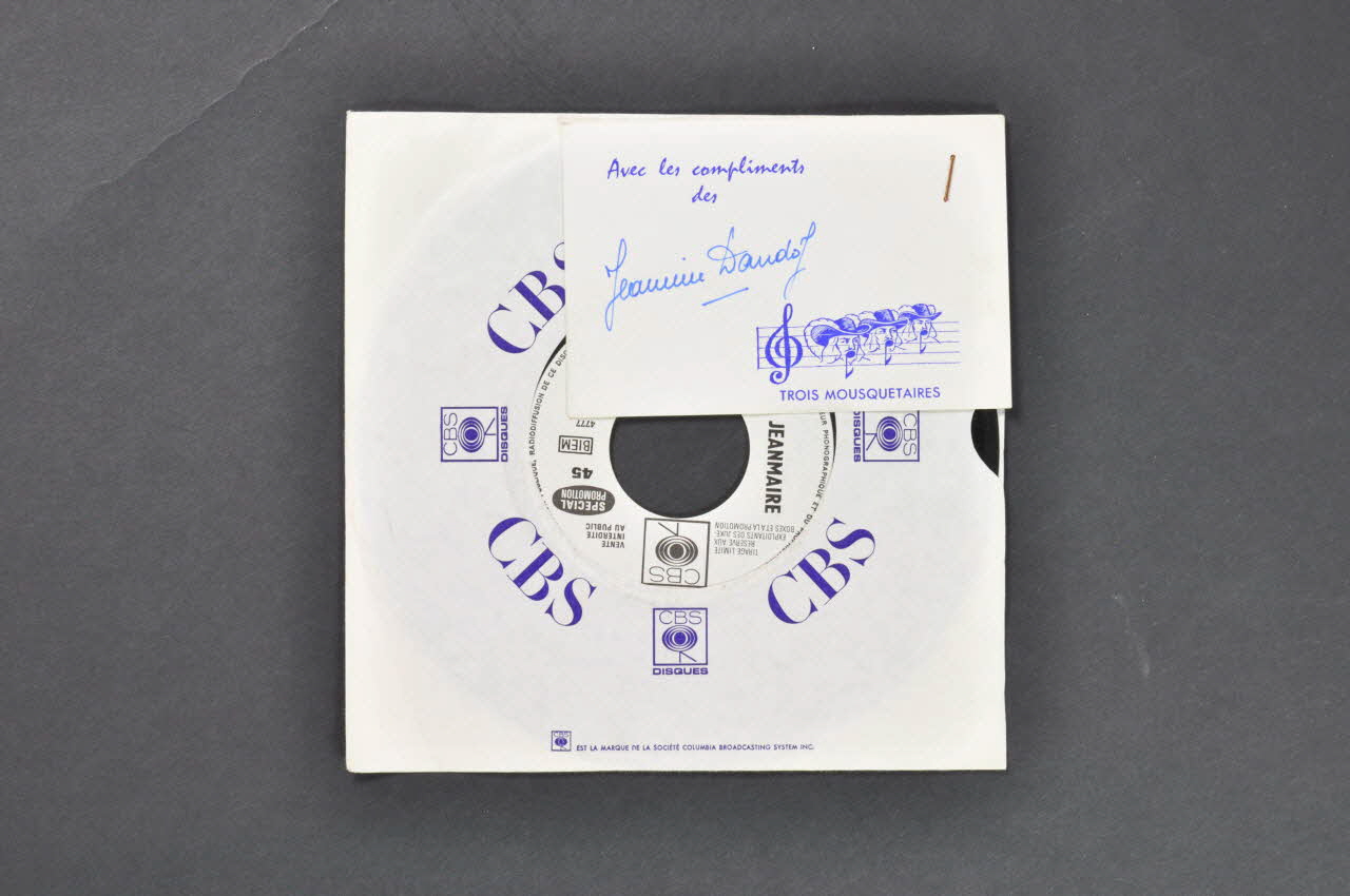 disque 45 tours Ami-amour 2001.69.16.1916.1-3 Photo Mucem