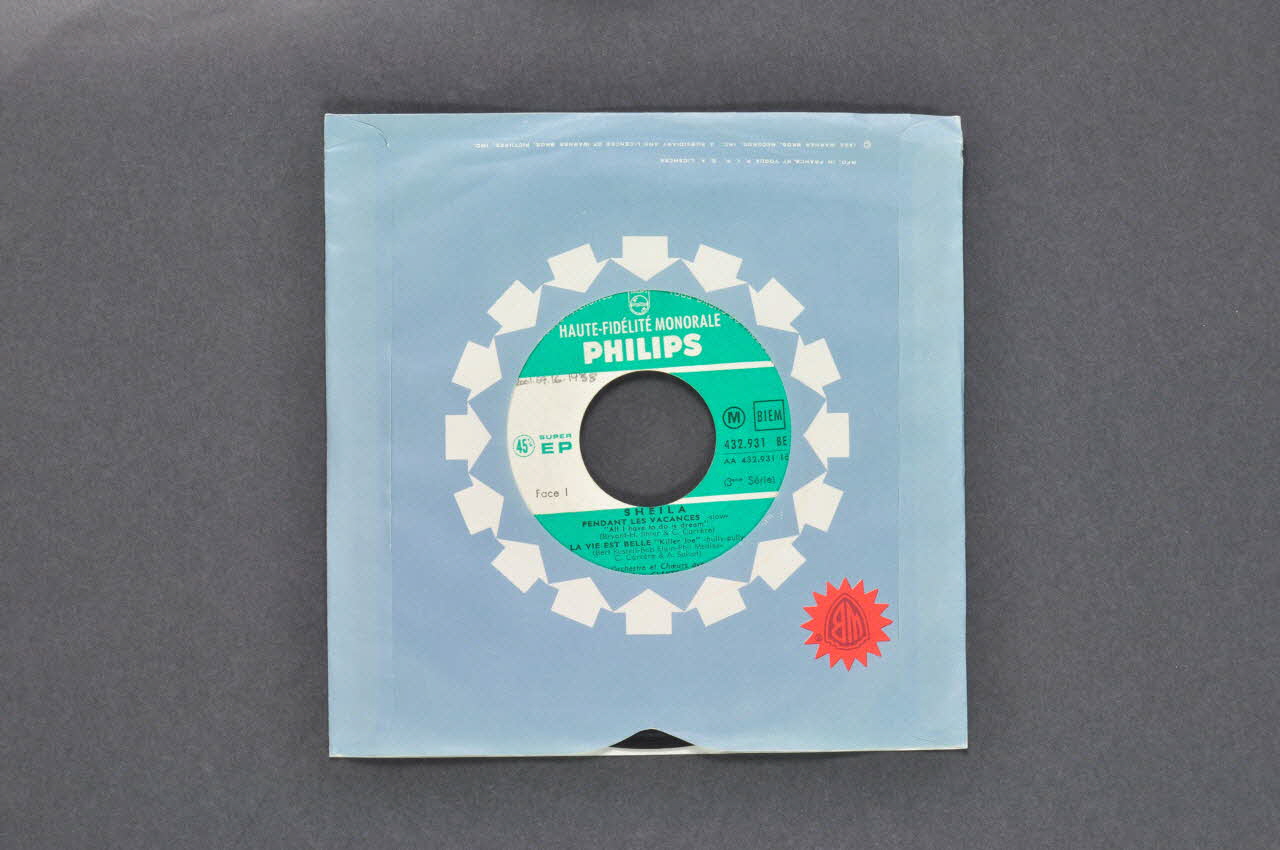 disque 45 tours Viens danser le hully-gully 2001.69.16.1938 Photo Mucem