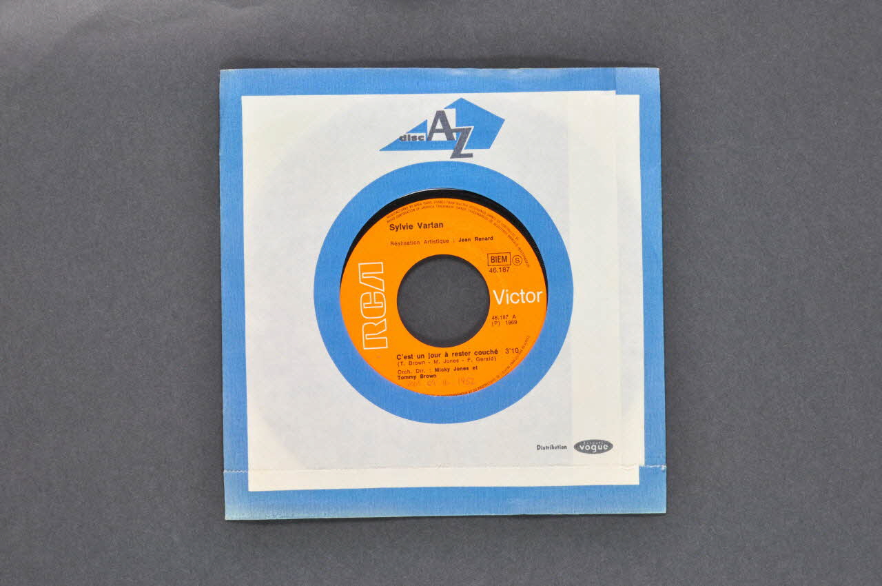 Jean-Claude Vannier ; Sylvie Vartan disque 45 tours Mon chinois vert 1969 2001.69.16.1952 Photo Mucem