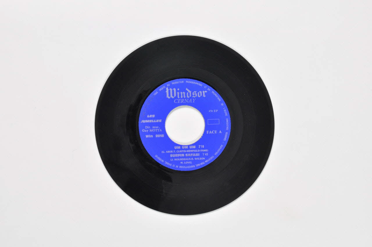 disque 45 tours C'est toi que je vois 2001.69.16.2021 Photo Mucem