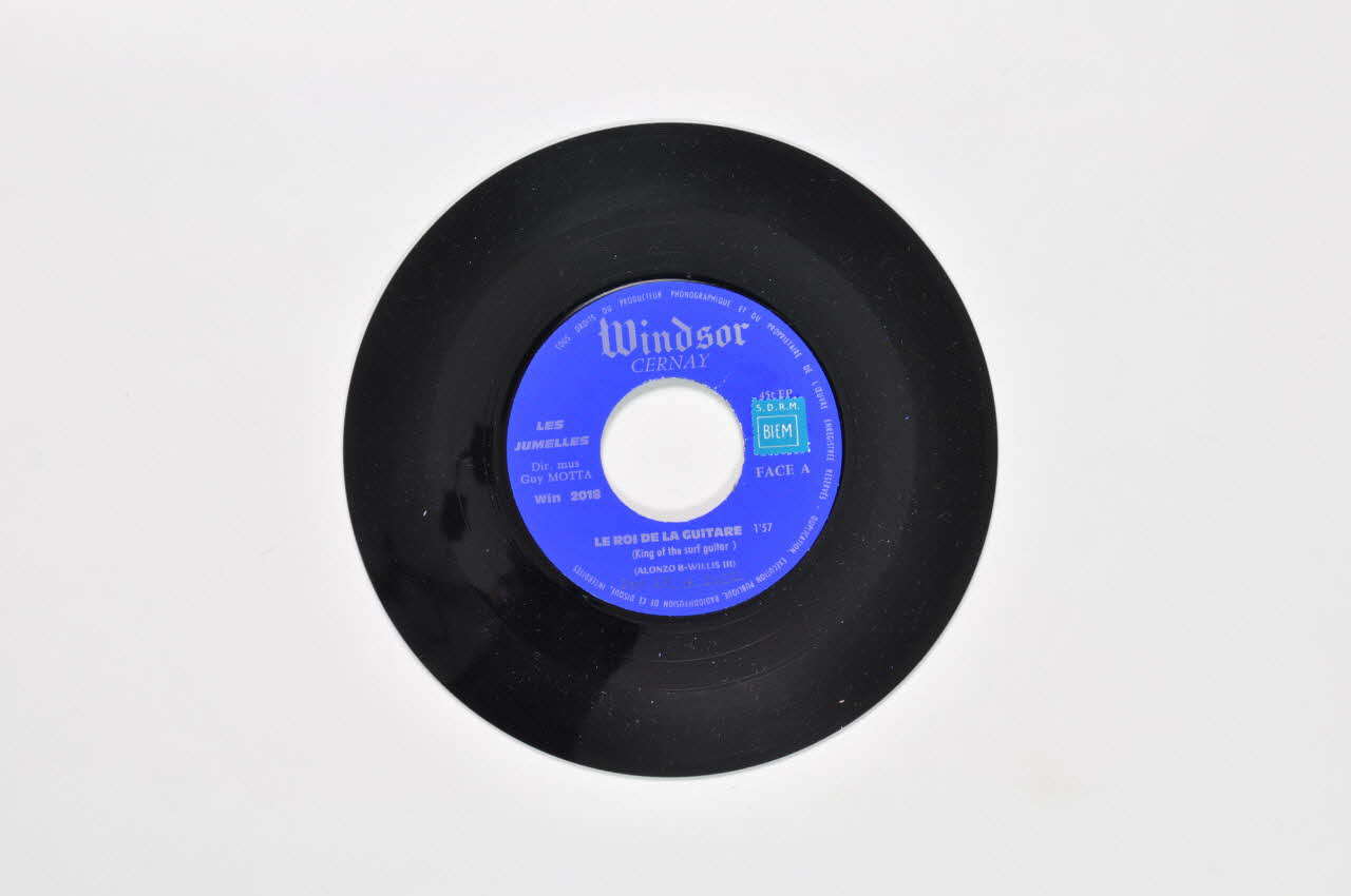 disque 45 tours C'est toi que je vois 2001.69.16.2022 Photo Mucem