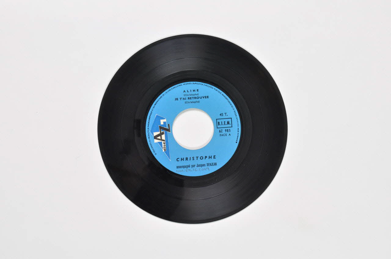 disque 45 tours La fille aux yeux bleus 2001.69.16.2049 Photo Mucem