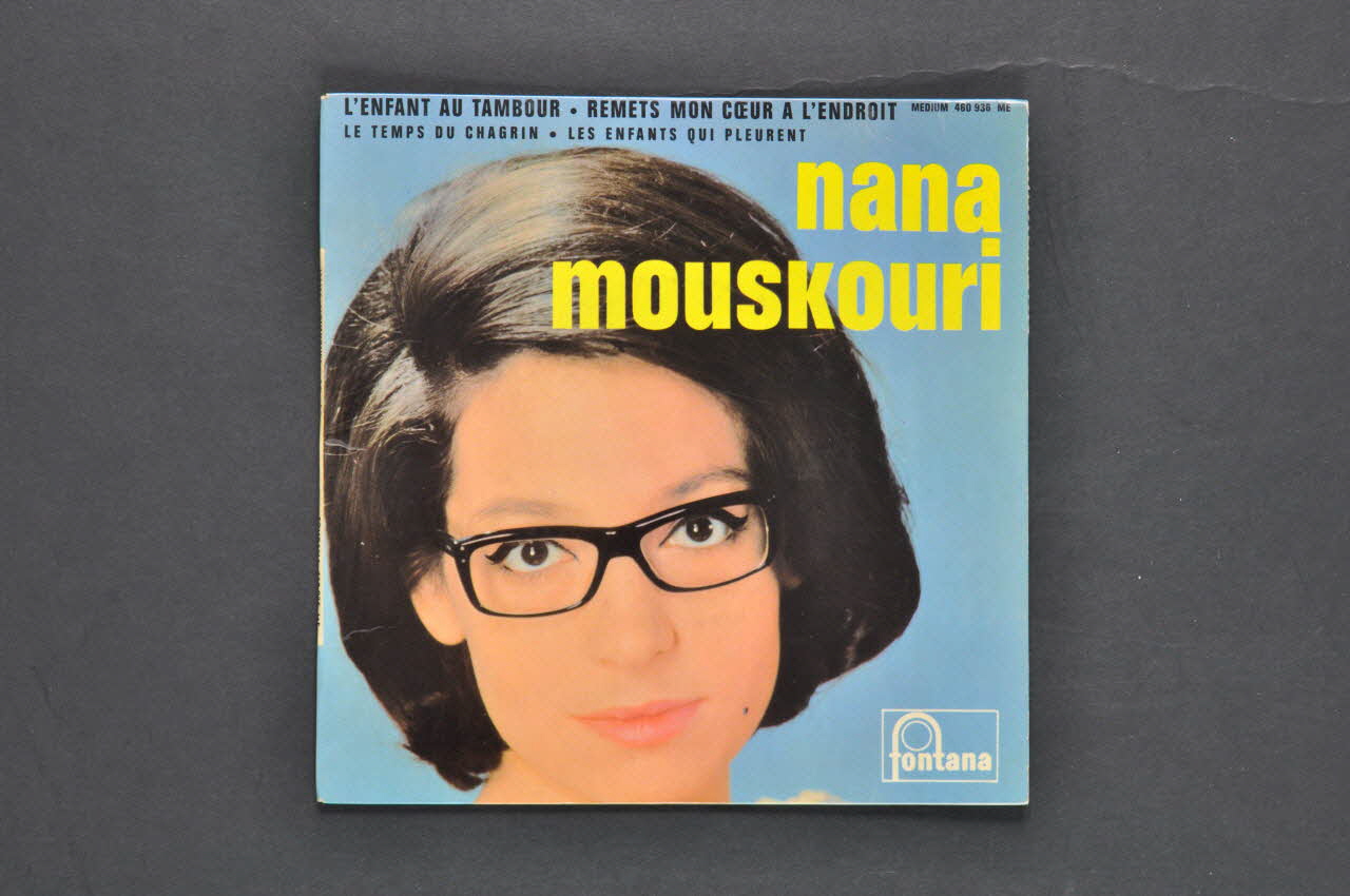 disque 45 tours Les enfants qui pleurent 2001.69.16.2078.1-2 Photo Mucem