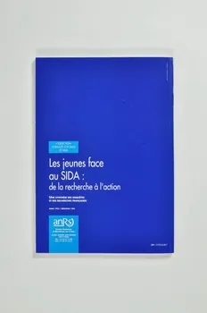 Agence Nationale de Recherches sur le Sida (ANRS) livre "Les jeunes face au SIDA : de la recherche à l'action. Une synthèse des enquêtes et des recherches françaises. " France 1994 2002.127.86  Photo Mucem
