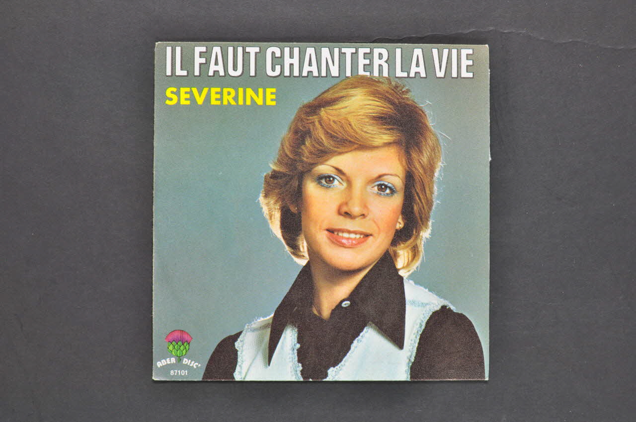 disque 45 tours Autour de nous 2001.69.16.2103.1-2 Photo Mucem