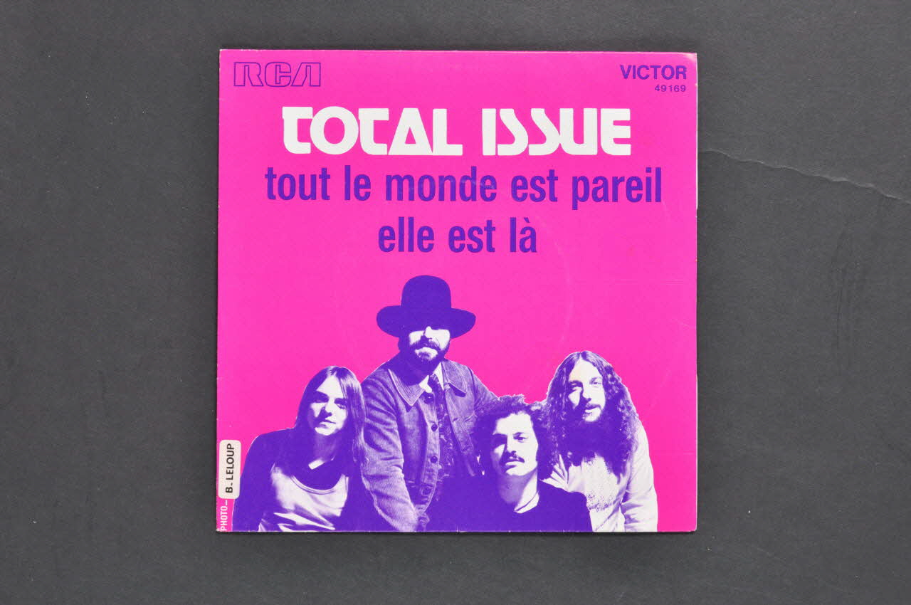 disque 45 tours Elle est là 2001.69.16.2178.1-2 Photo Mucem