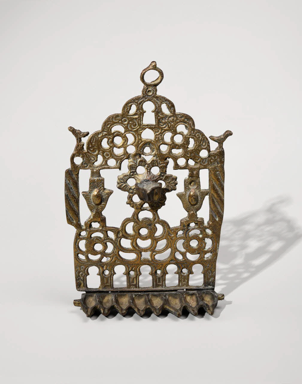 lampe de Hanoucca Maroc 1901-1950 2016.12.16 Photo Mucem / Marianne Kuhn