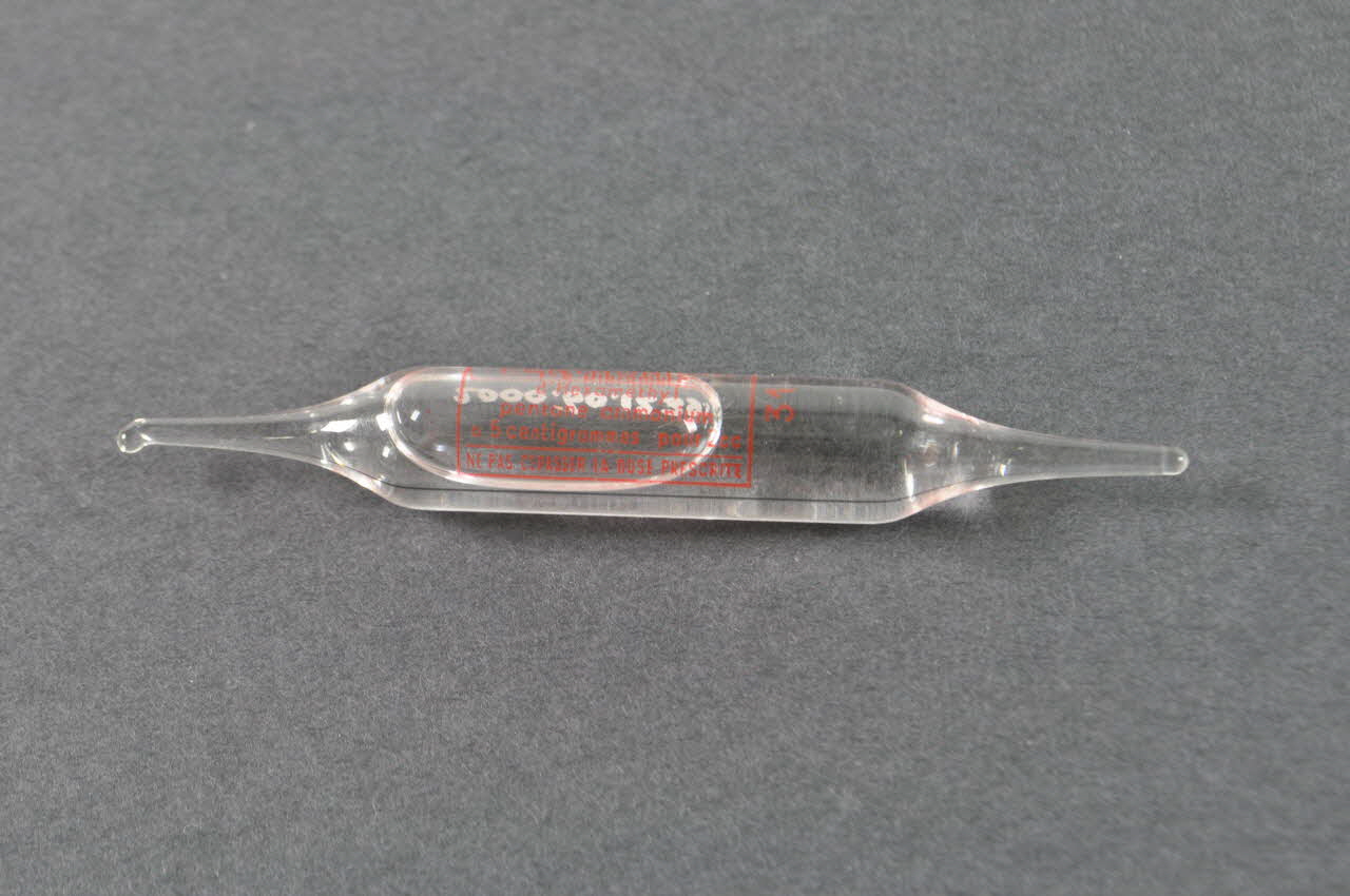 ampoule 1970 2000.60.1239.5 Photo Mucem