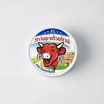 Jonathan MONK ; Lab’Bel ; Fromagerie Bel boîte à fromage La Vache qui rit édition Collector Ile-de-France, France 2016 2020.34.3 Photo Mucem / Marianne Kuhn